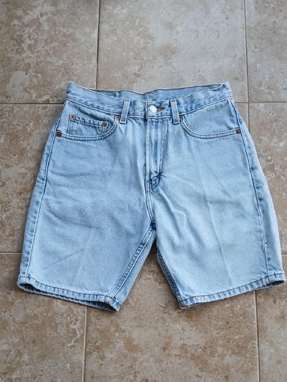 Vintage Levi's 505 Size 3/4 Light Wash Blue Denim Shorts
